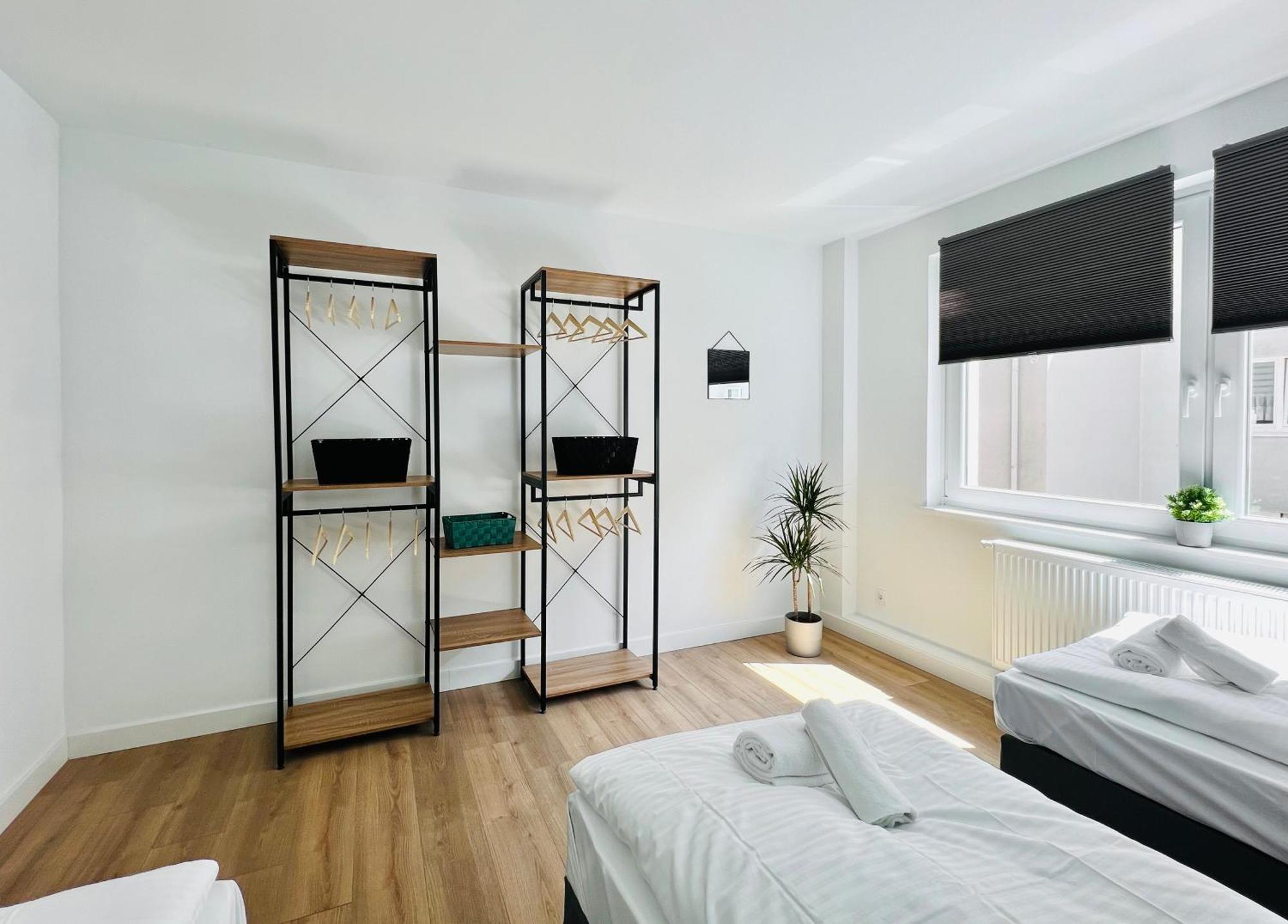 Sali - Remscheid - Apartmenthaus Esterno foto