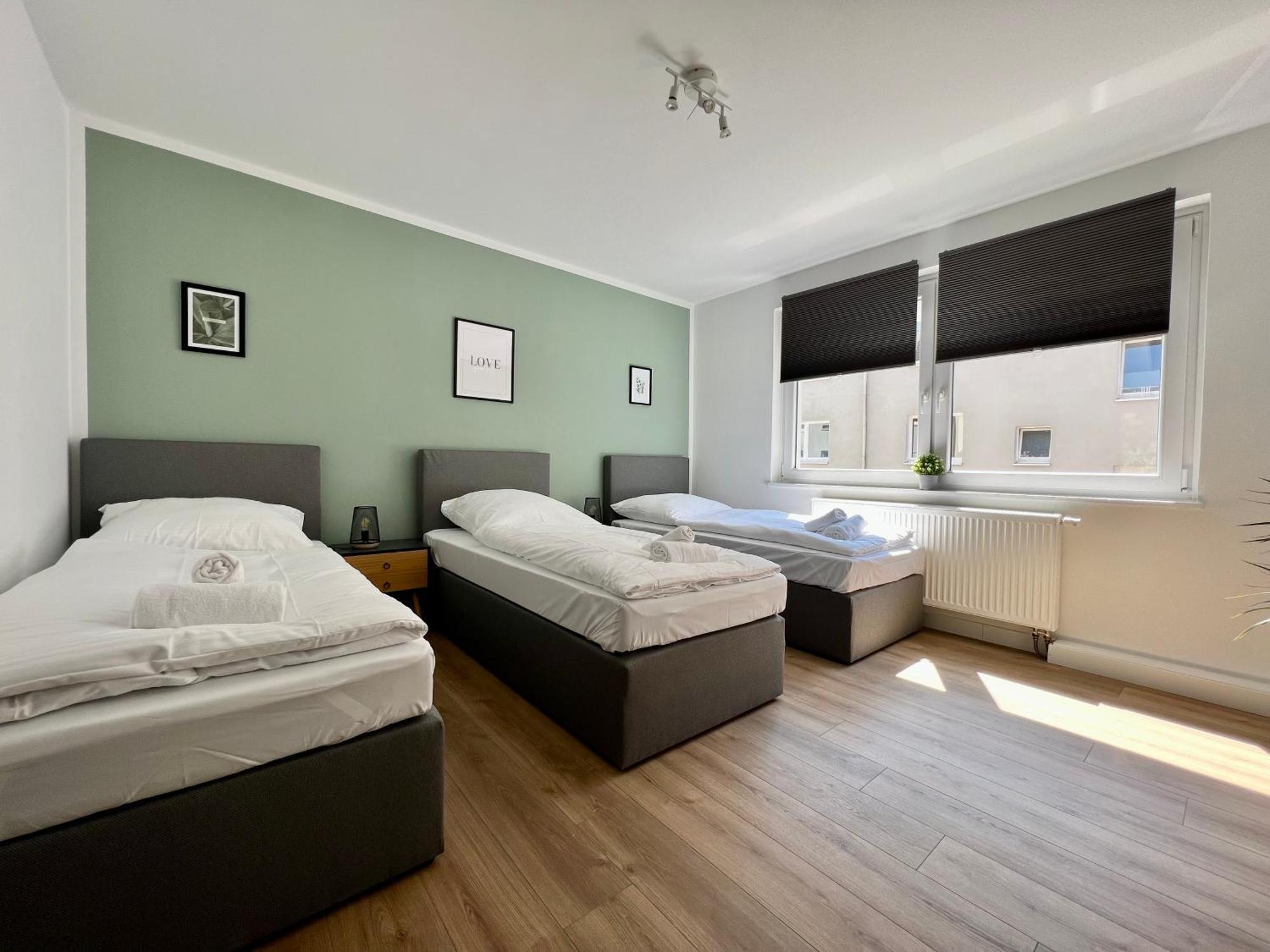 Sali - Remscheid - Apartmenthaus Esterno foto